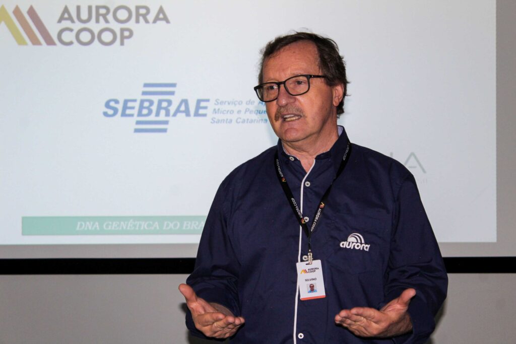 Selvino Giesel, assessor de lácteos da Aurora Coop e presidente do Sindileite, falou sobre os avanços na produção de leite.